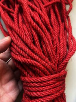 Shibari Jute-Seil 1 x 1 Meter gefärbt 8mm_03